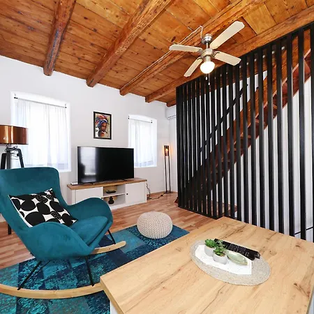 Дом отдыха Tranquilla With Heated Pool *