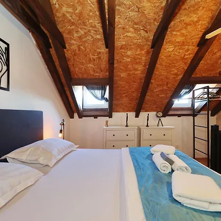 Vikendica Tranquilla With Heated Pool