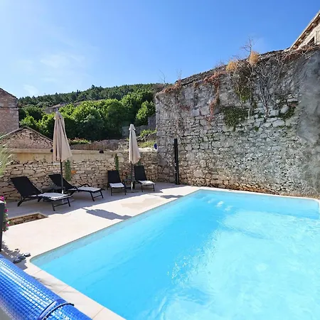 Tranquilla With Heated Pool בית נופש