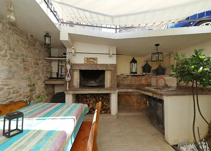 בית נופש Tranquilla With Heated Pool Blato (Korcula)