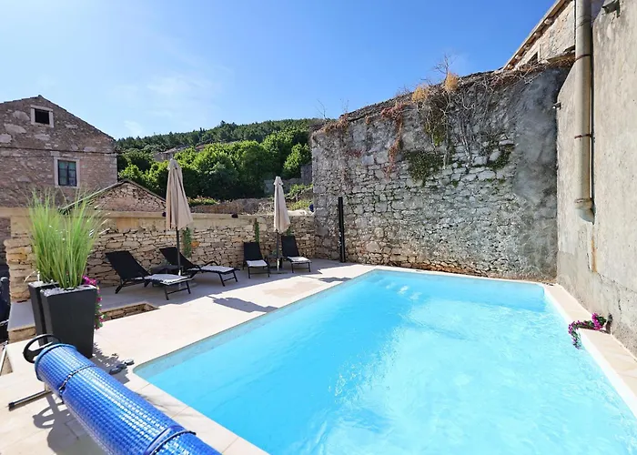 Tranquilla With Heated Pool בית נופש