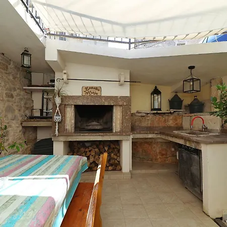 Vakantiehuis Tranquilla With Heated Pool Blato (Korcula)