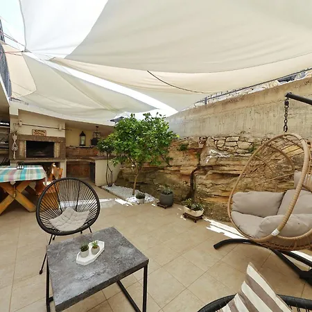 Tranquilla With Heated Pool Vakantiehuis *