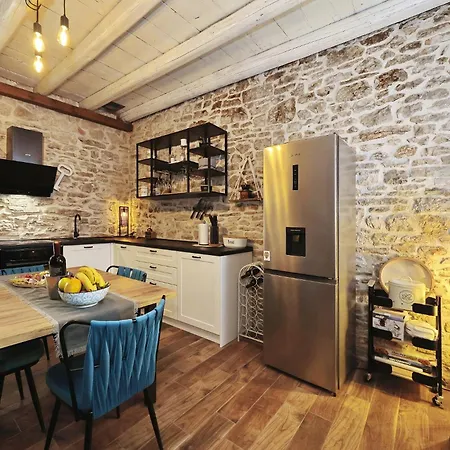 Tranquilla With Heated Pool Vakantiehuis Blato (Korcula)