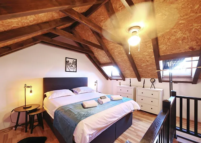 Tranquilla With Heated Pool Feriehus *